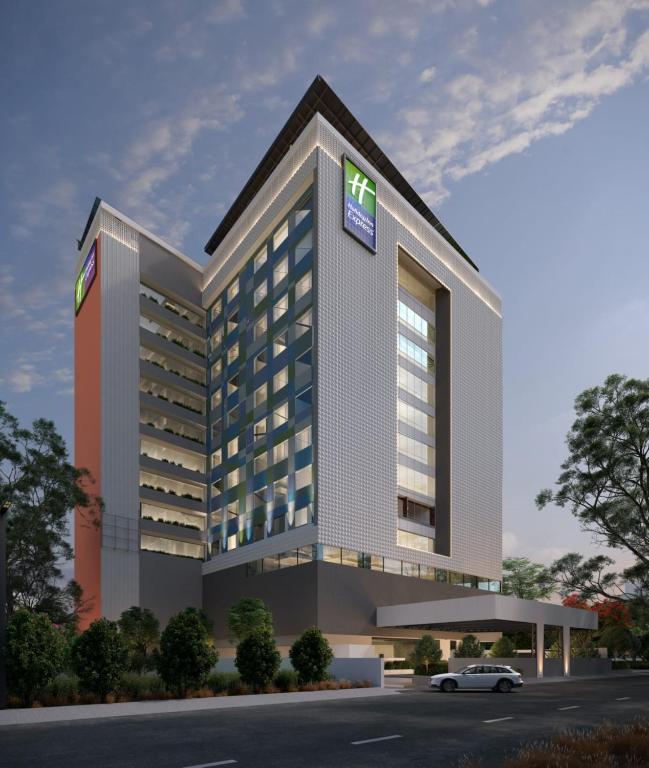 Holiday Inn Hotel Escorts