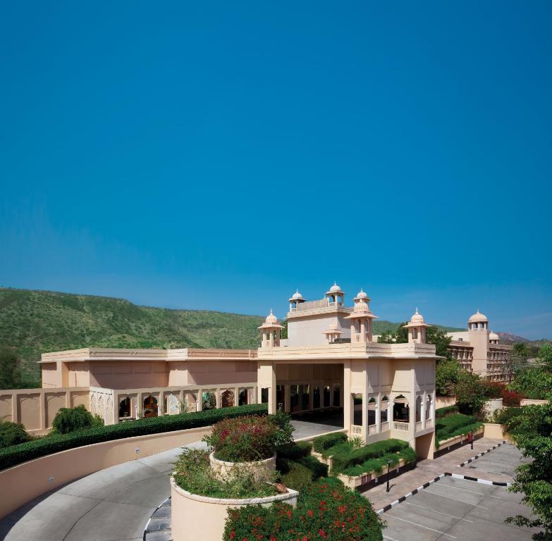 Hotel Trident Jaipur escorts call girls in Hotel Trident Jaipur